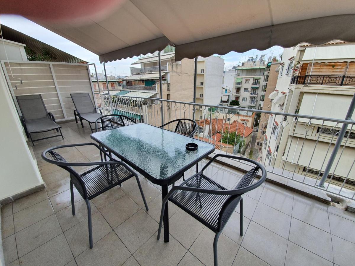 Lukas-2 B/R Luxurious Flat With Veranda Apartamento Atenas Exterior foto
